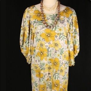 Floral Retro- style Tunic